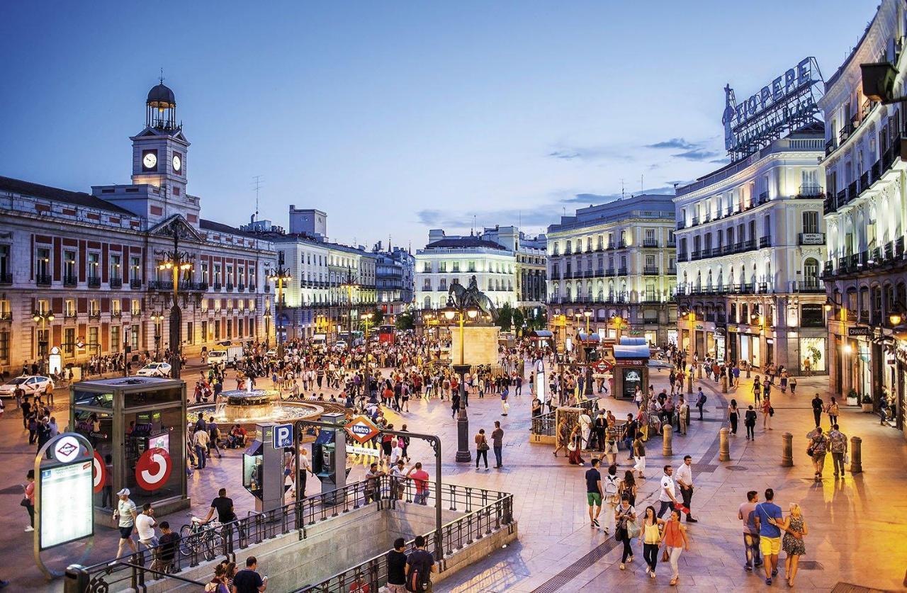 Precioso Duplex En La Puerta Del Sol. Apartment Madrid Luaran gambar